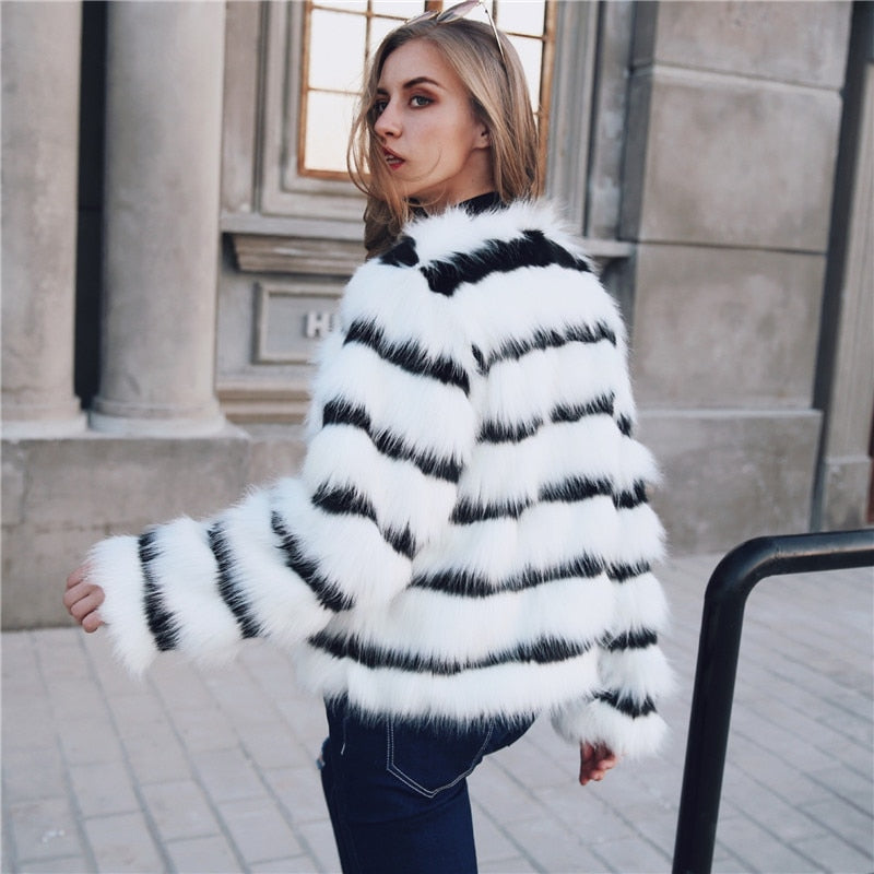 Linda - Faux Fur Coat